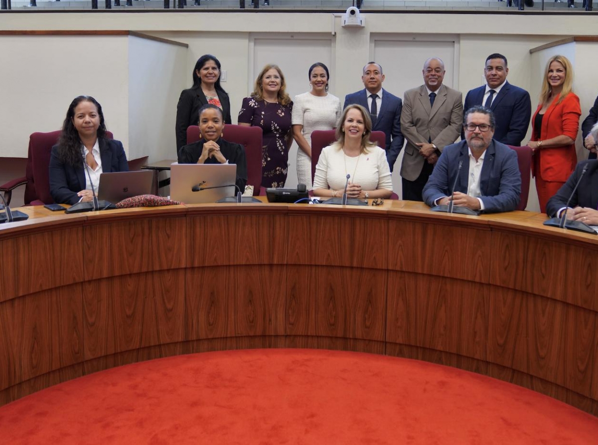 Trekkernan di tareanan di Landspakket a informa Parlamento riba cada tarea di ehecucion