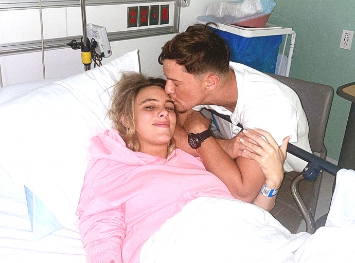 Cantante Lele Pons a wordo opera di urgencia