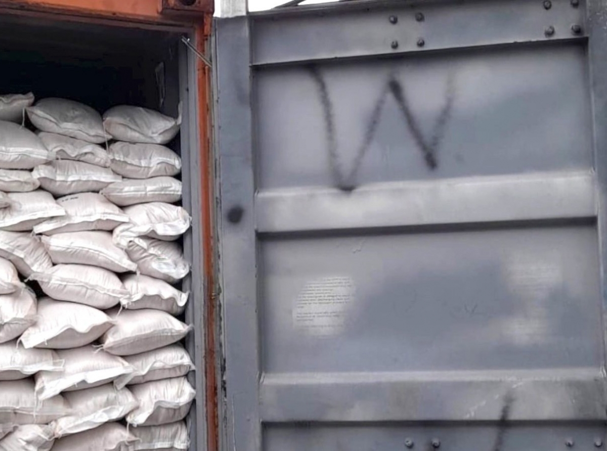 Cocaina bon scondi den rand di porta di container na Suriname