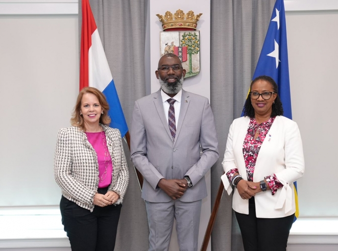 Durante Reunion tripartite a papia di entre otro mas cooperacion, CARICOM, situacion di Venezuela y mas