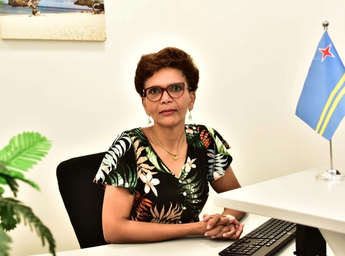 Aquannette Gunn di MAS kier sa di Minister Glenbert Croes di e logronan na Washington y Ecuador