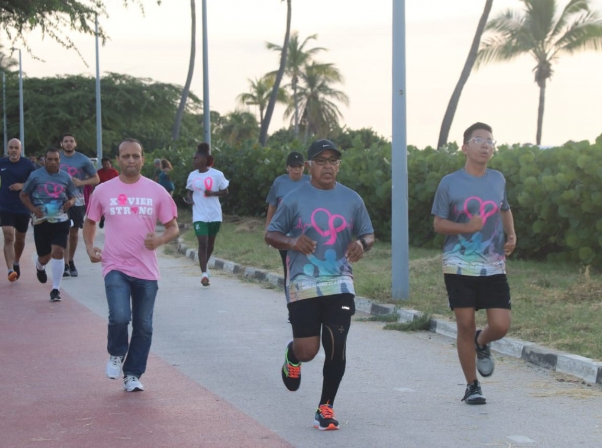 Mas di 700 participante den e bunita caminata, cu amor y alegria, organiza pa Mary Joan Foundation