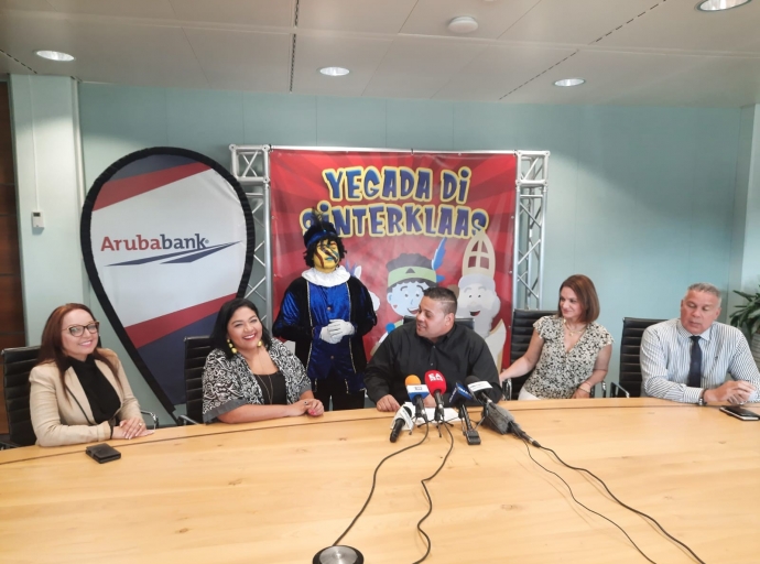 Sinterklaas y Pietnan di color lo yega Aruba diadomingo 13 di november