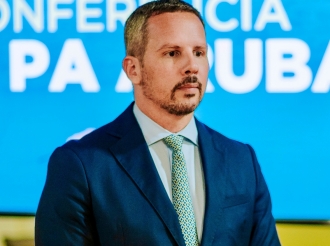 MEP ta prefera medida riba pueblo na luga di medida riba gobierno