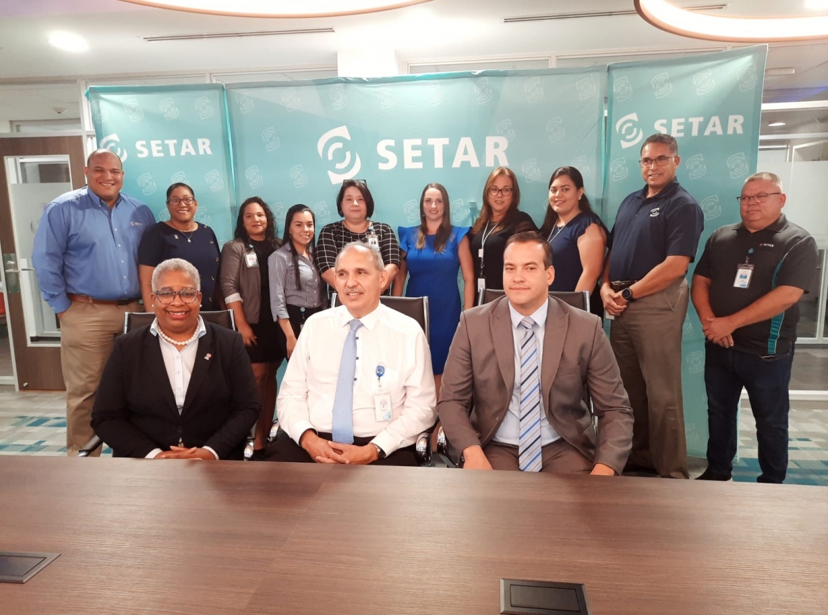 SETAR a firma contrato cu SKOA pa e scolnan subi e red di 'Fiber Optics'