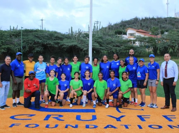 Palabra di felicitacion na e scolnan ganado di Futbol Femenino 2022