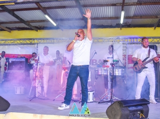 Un total di 5 banda, 16 participante, 16 Soca y 1 Caiso lo resona diasabra awor na Centro di Bario Playa Pabao