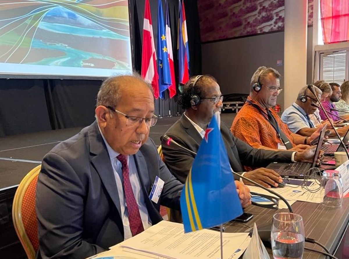 Minister Thijsen a participa den conferencia di OCTA na New Caledonia