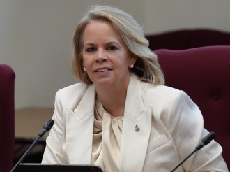 Gobierno y ni departamentonan ta bay tapa pa ningun hende den caso Arubahuis