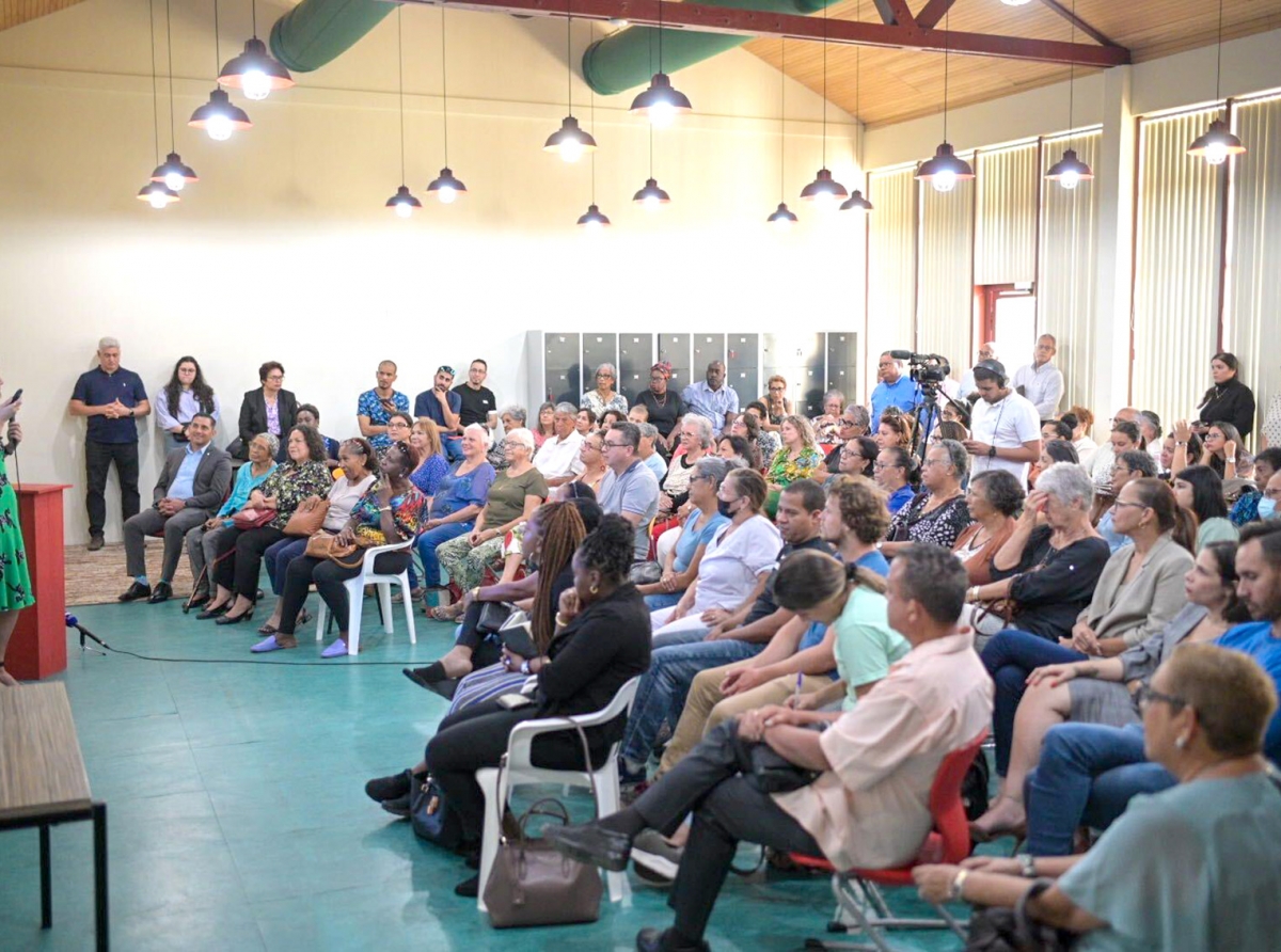 Interes grandi pa charla ofreci pa experto Hulandes encuanto demencia