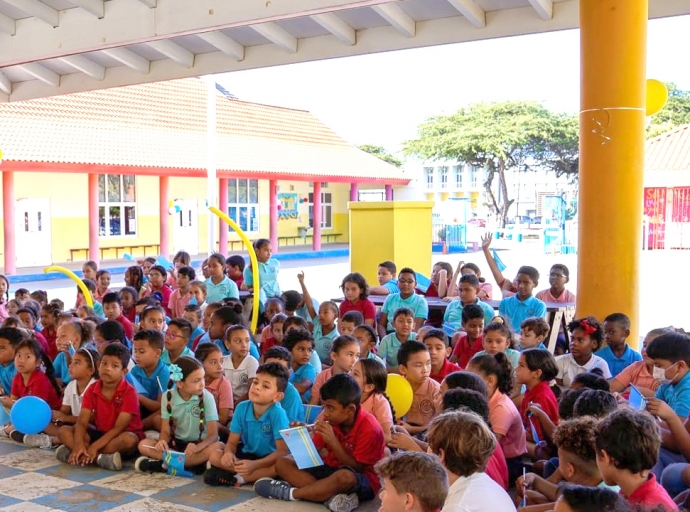 Directora di SKOA ta anuncia aumento di scolgeld  entrante aña escolar 2023-2024