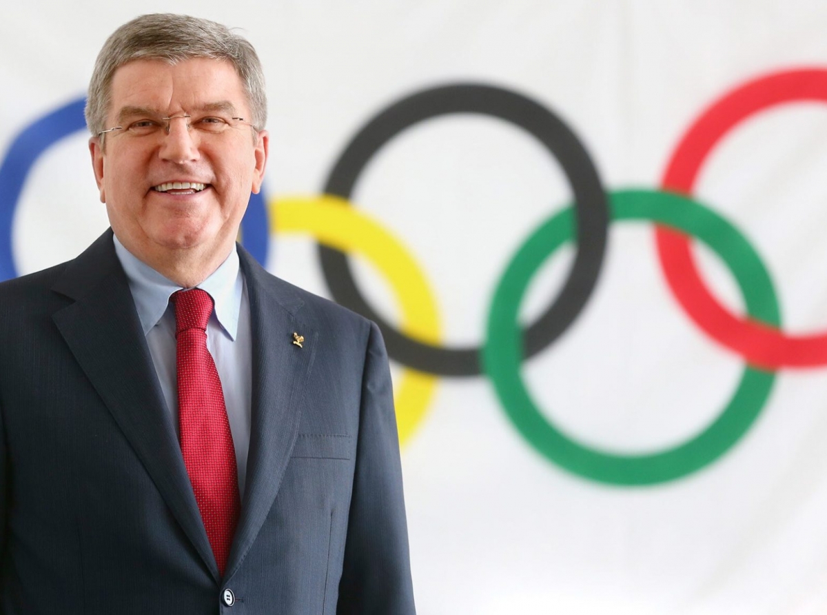 Thomas Bach kende ta President di IOC lo bishita Aruba pa dos dia