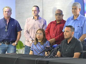Gremionan Sindical y Comercial a uni pa mustra Gobierno cu e cos aki ta serio
