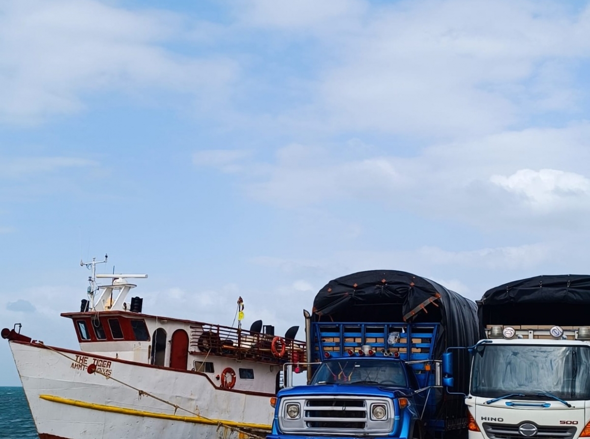 Barco Colombiano a sali rumbo pa Aruba cu 20 ton di fruta abordo