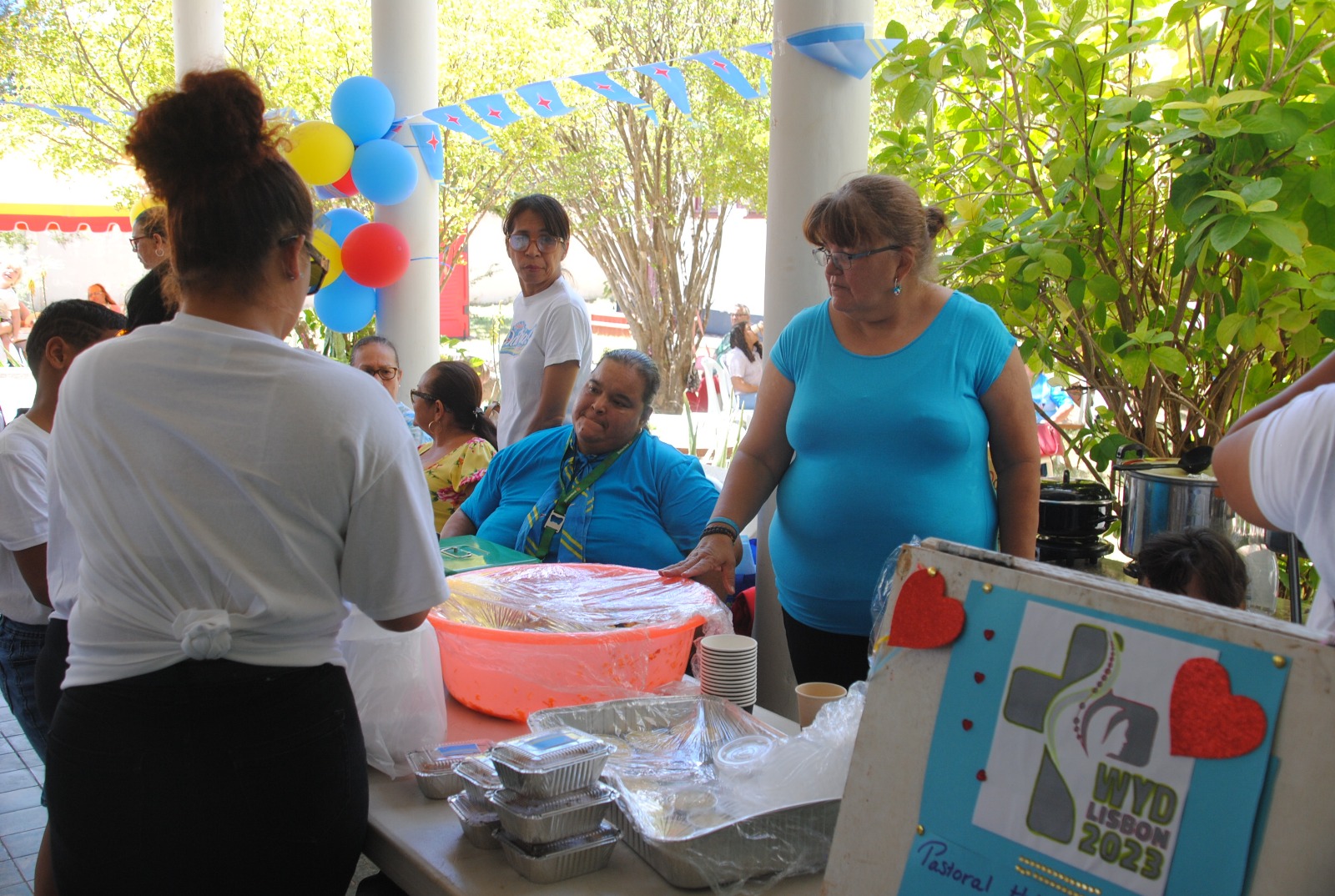 Hopi hende a acudi na evento di Kapel di Bethania