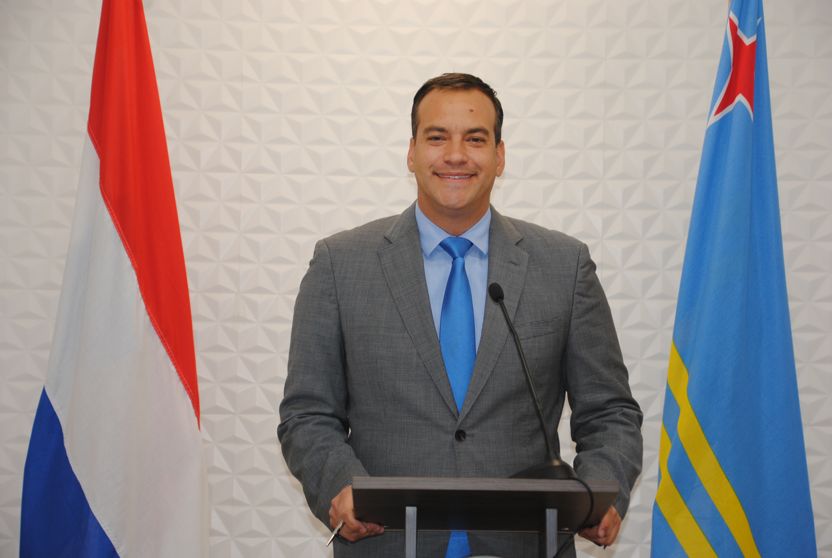 Minister Geoffrey Wever a lanza website nobo di SEDECO