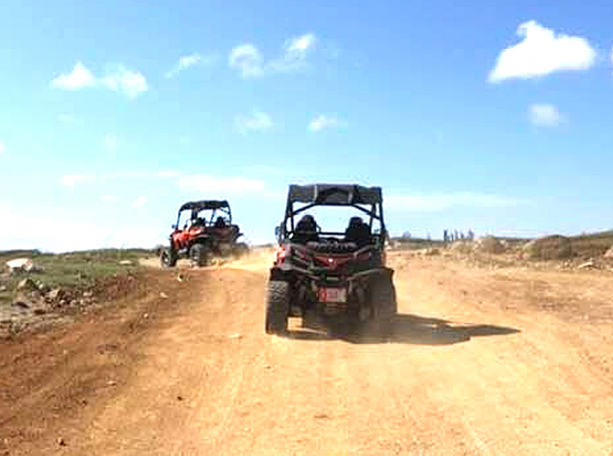 No ta duna permiso nobo ni transferi permiso existente pa UTV y ATV den transporte publico