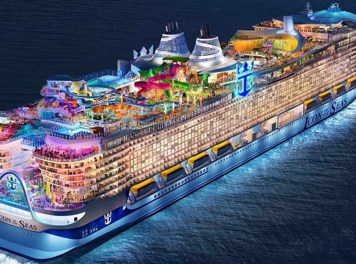 Oportunidad pa artistanan di Aruba crea un mural riba ‘Icon of the Seas’