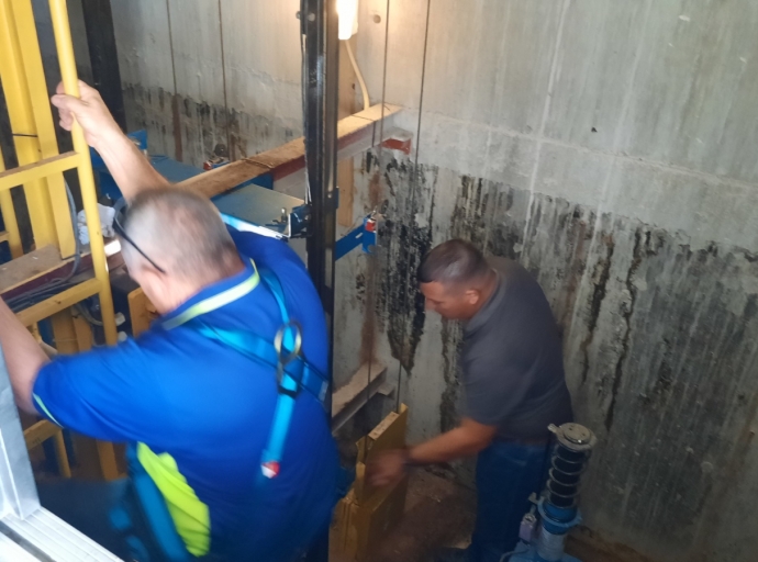 Na Aruba e liftnan ta wordo monitorea tur luna pa e companianan concerni cu nan instalacion