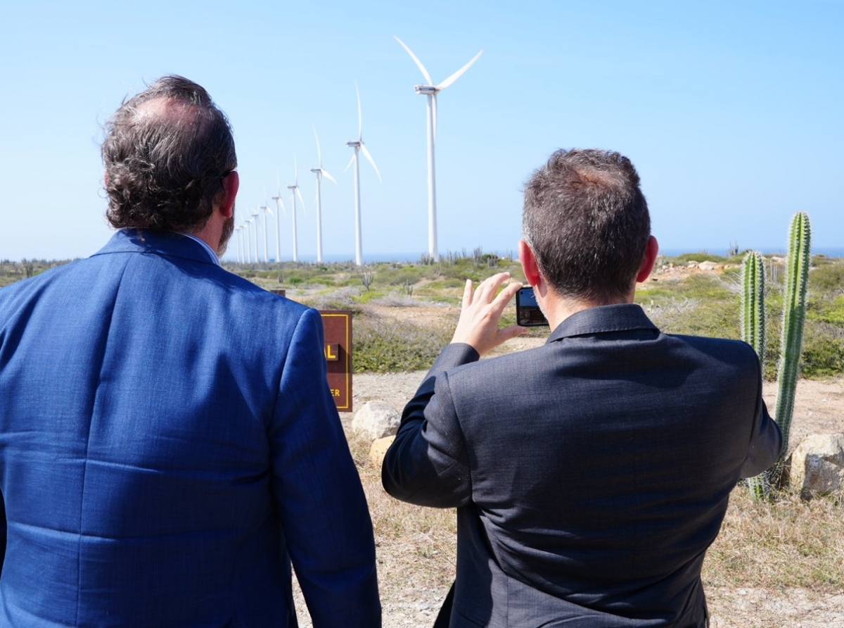 Utilities Aruba, WEB Aruba, NV Elmar y RdA a yega na un acuerdo cu Acciona Energia pa desaroya e Aruba Hydrogen Valley