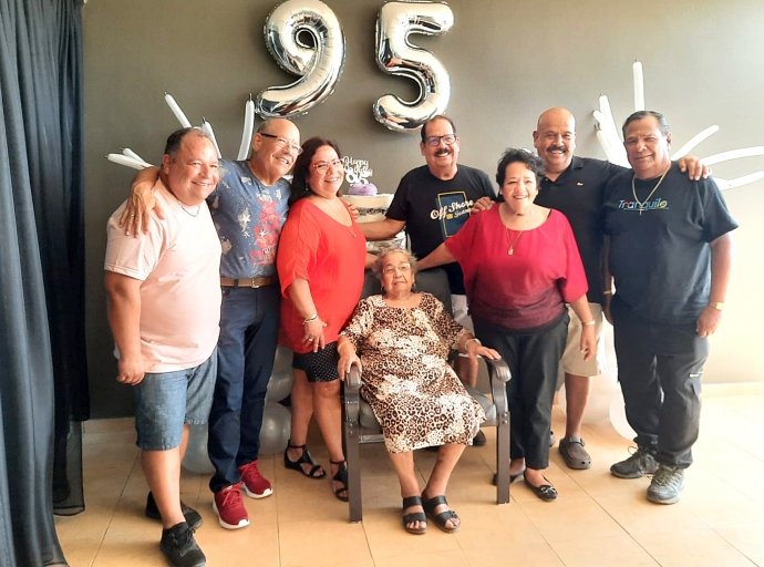 Celebrando e di 95 cumpleaño di Pepeja