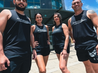 Aruba Bank bon representa den categoria di relay durante Ronde van Aruba