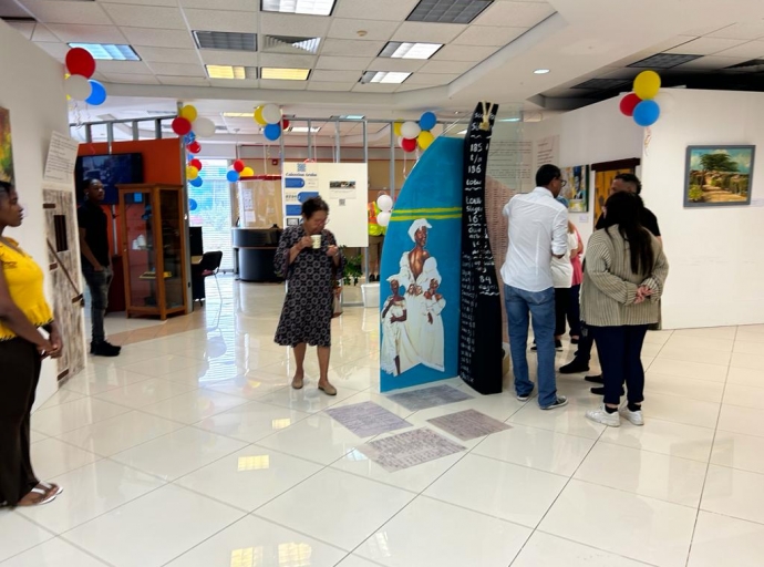 Esnan di Club Kibrahacha a bishita Archivo Nacional Aruba   