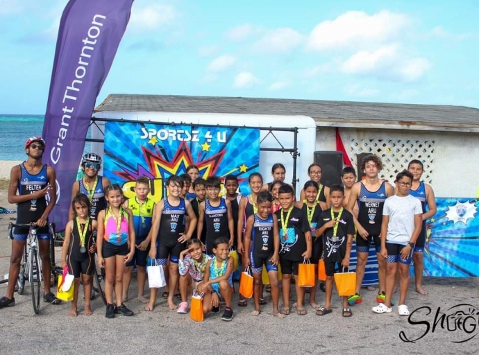 Super kids tri series exitoso cu e Triathlon.