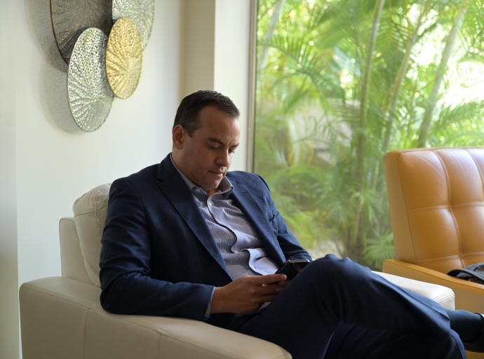 Minister Geoffrey Wever a biaha pa Colombia hunto cu delegacion di comerciantenan di Aruba