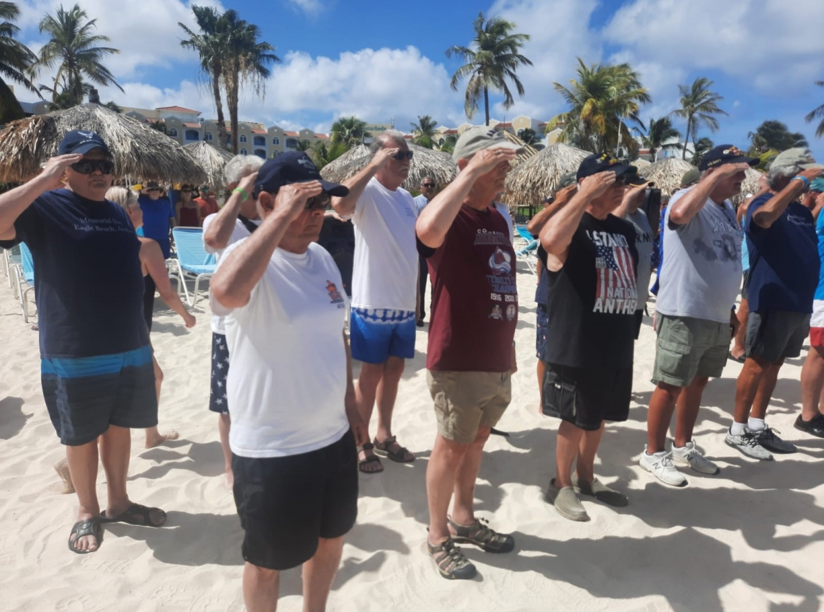 Ceremonia solemne na Aruba durante 'Memorial Day'