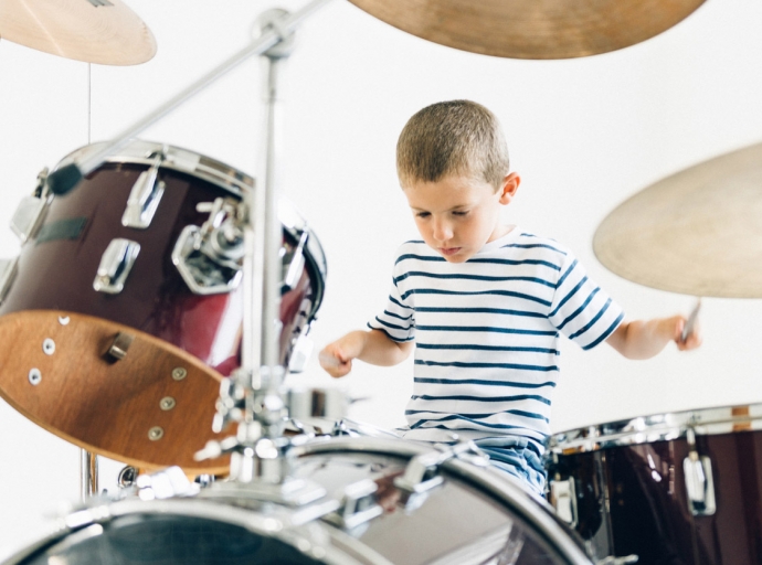 Lo bay tin un Music Summer Camp na Centro di Bario Noord