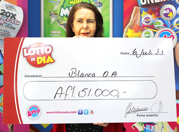 Ganadora di Lotto di Dia di dos luna pasa a busca su premio