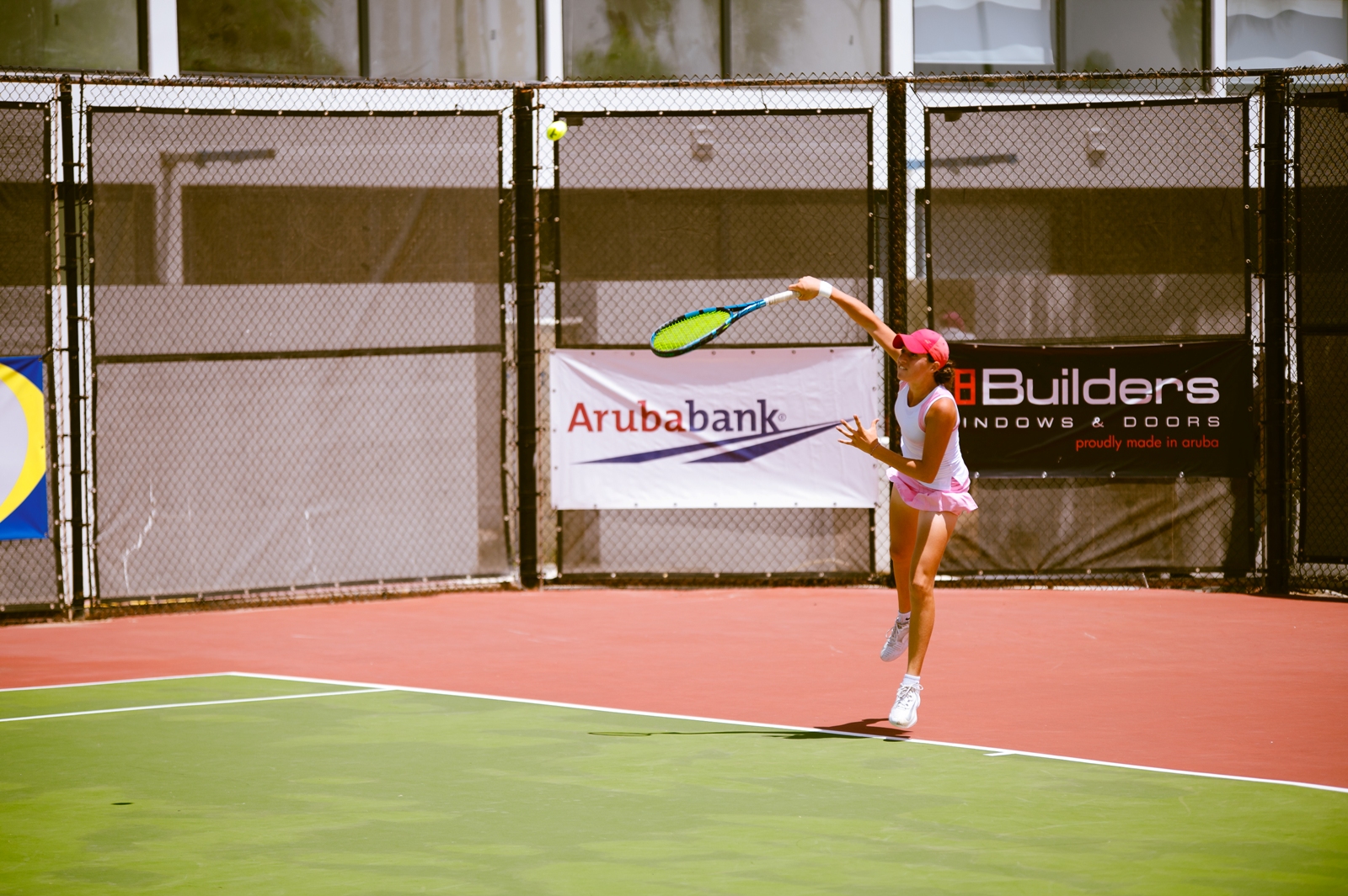 Aruba Bank tabata patrocinador di Torneo Internacional di Tenis Junior TIHTA