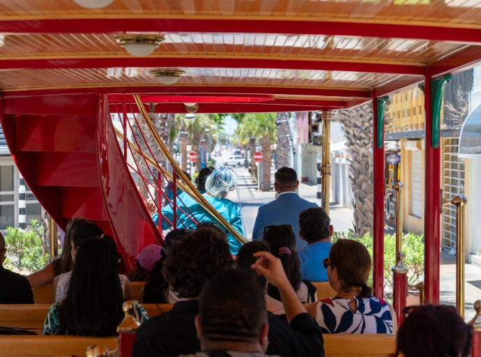Comerciantenan hopi contento cu Tram den Caya Grandi