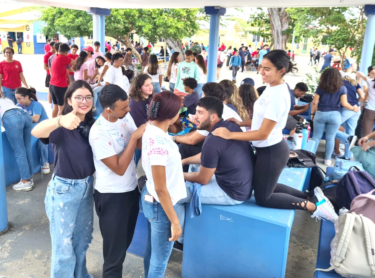 Awe tin prome dia di scol na Colegio Arubano