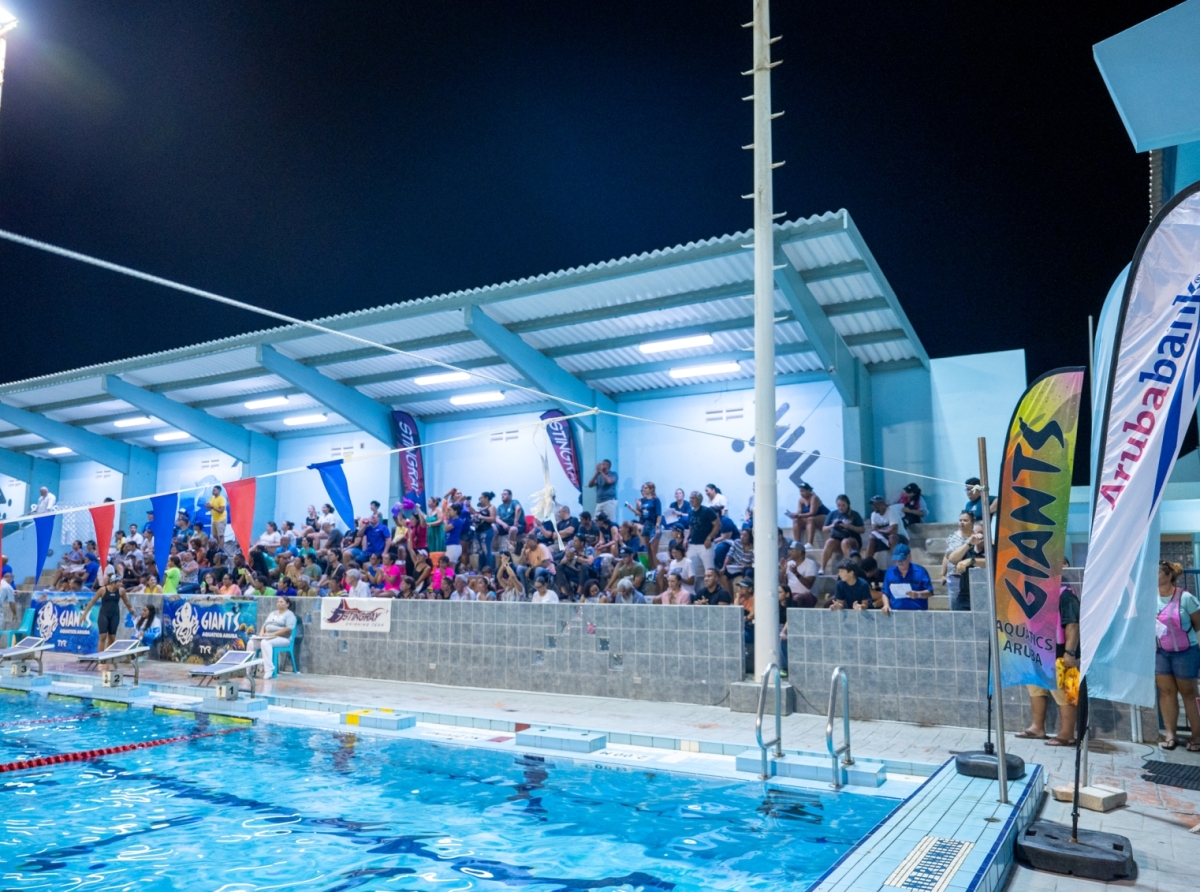 Aruba Bank ta sostene prome competencia di landamento di Giants Aquatics Aruba