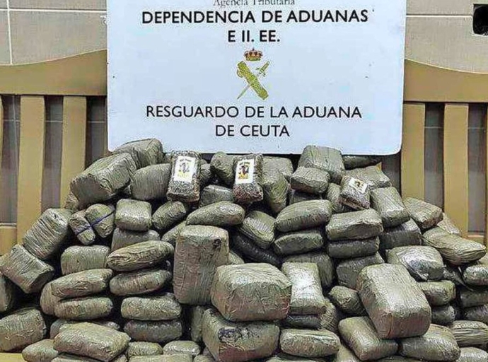 Hulandes deteni na Spaña cu 50 kilo di droga scondi den su auto