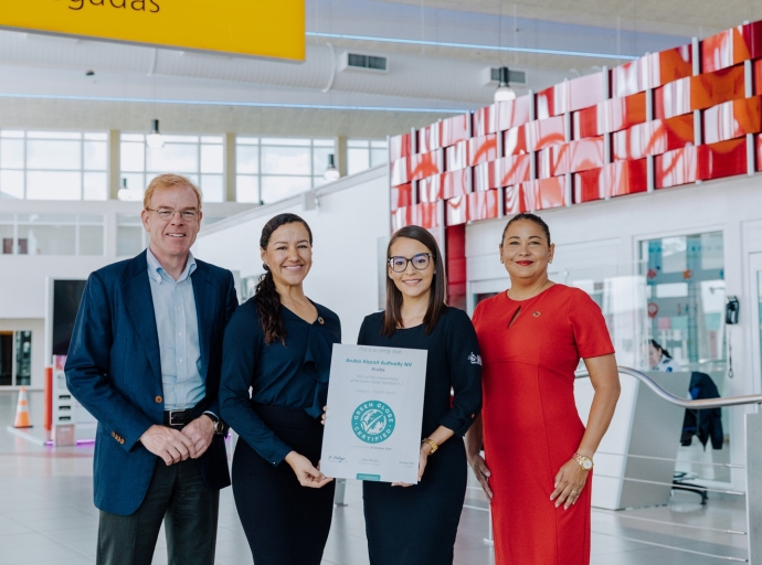 Un biaha mas Aeropuerto a ricibi Green Globe Certification