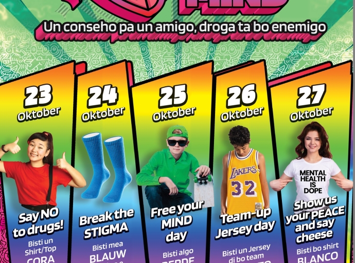 Awe muchanan di scol lo ta canando tur cu shirt cora