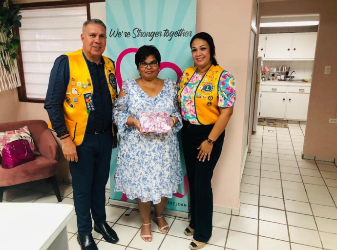 Aruba One Happy Island Lions Club a haci donacion di “Awareness & Support Bracelets” na diferente fundacion