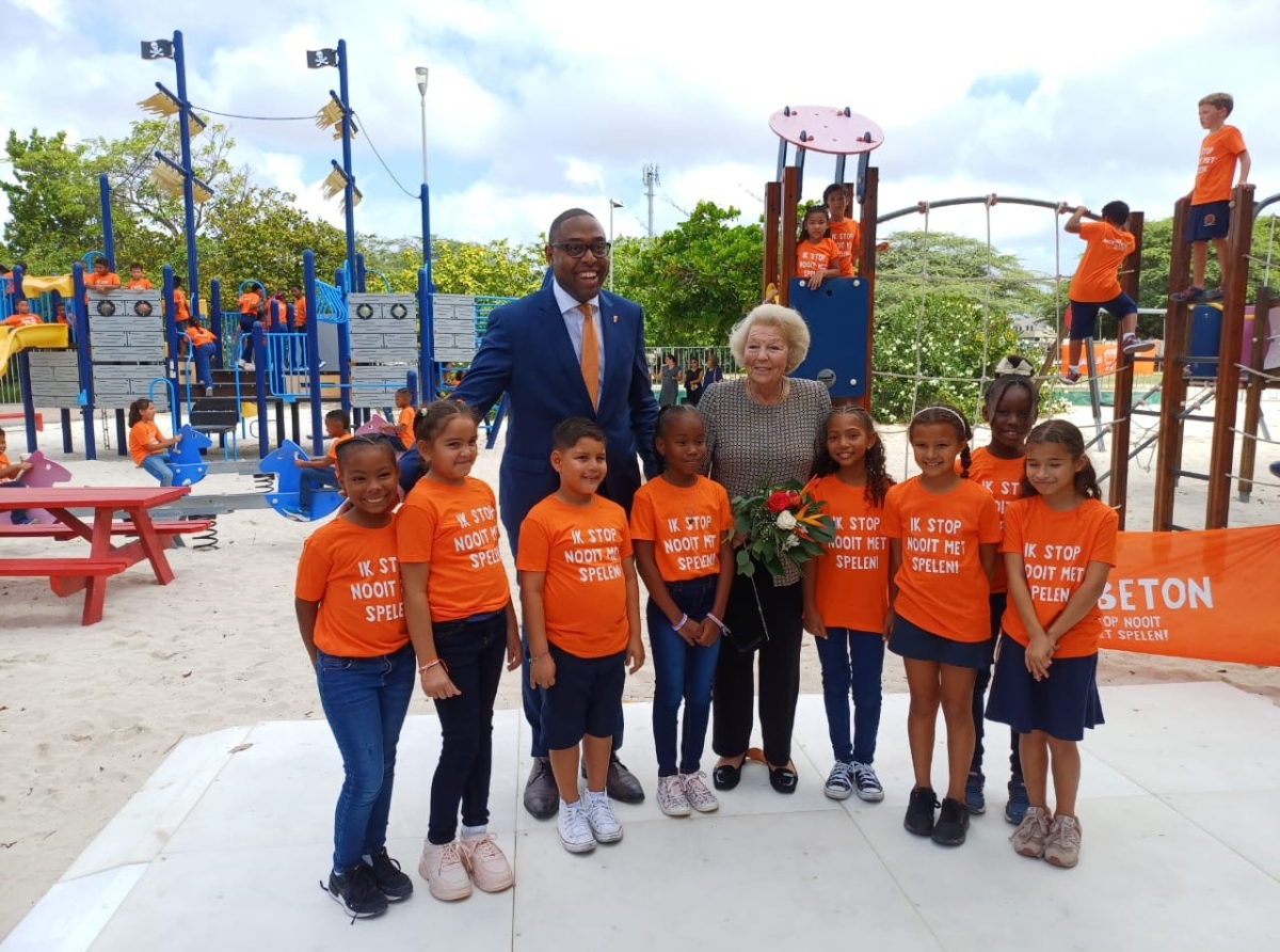 Prinses Beatrix a bay mira muchanan hunga na Neftali Henriquez Park