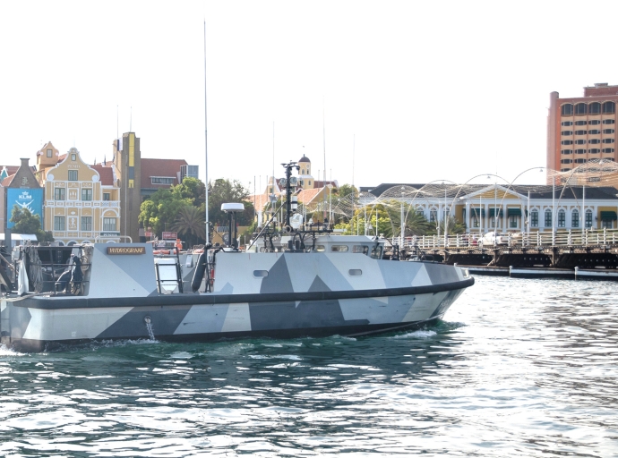 Barco nobo di Marina Real, “Hydrograaf” ta temporalmente na Curaçao y Aruba