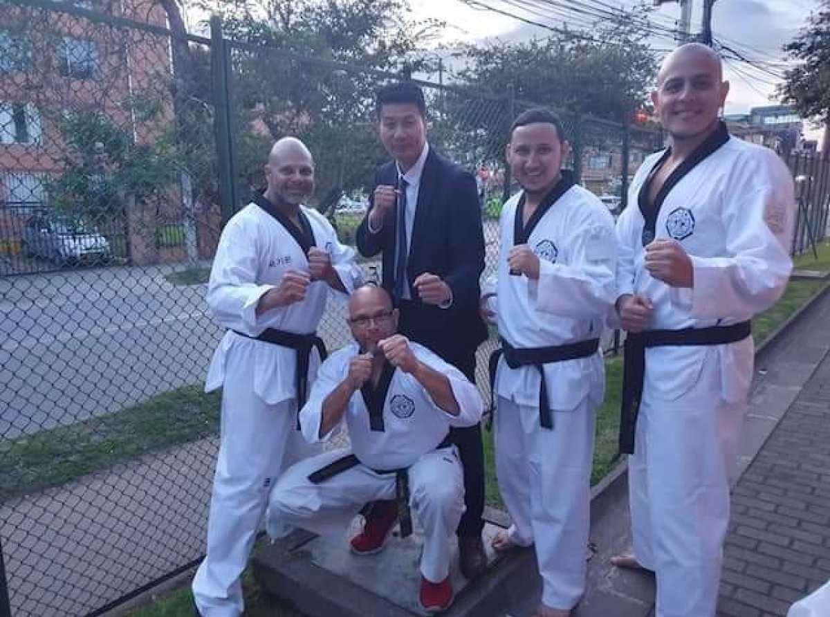 Aruba Taekwondo Masters y Instructornan a ricibi nan 'Kukkiwon Taekwondo Courses Certifications'