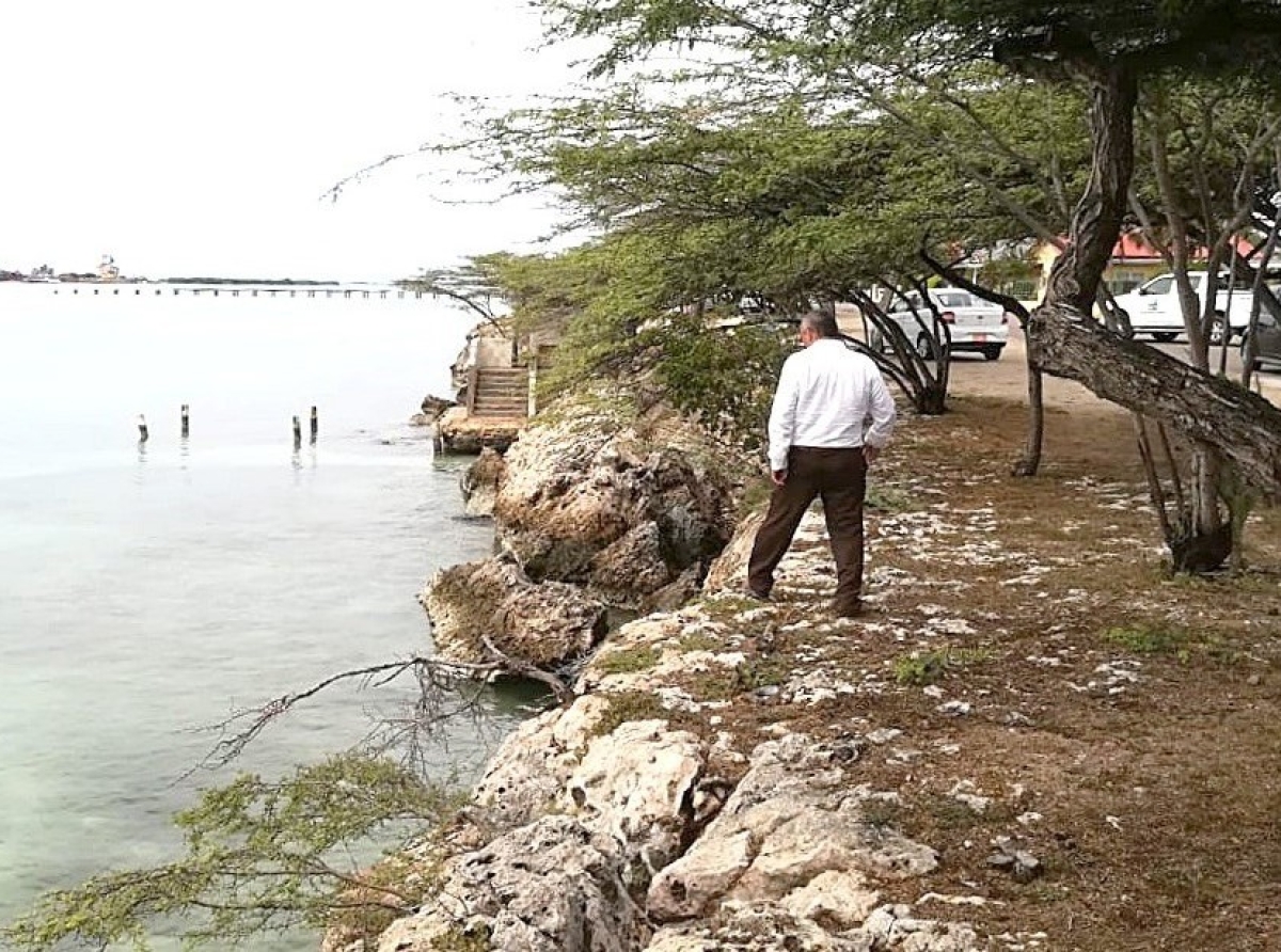 Panico na Mangel Halto ora diripiente un turista di crusero a desaparece durante snorkel