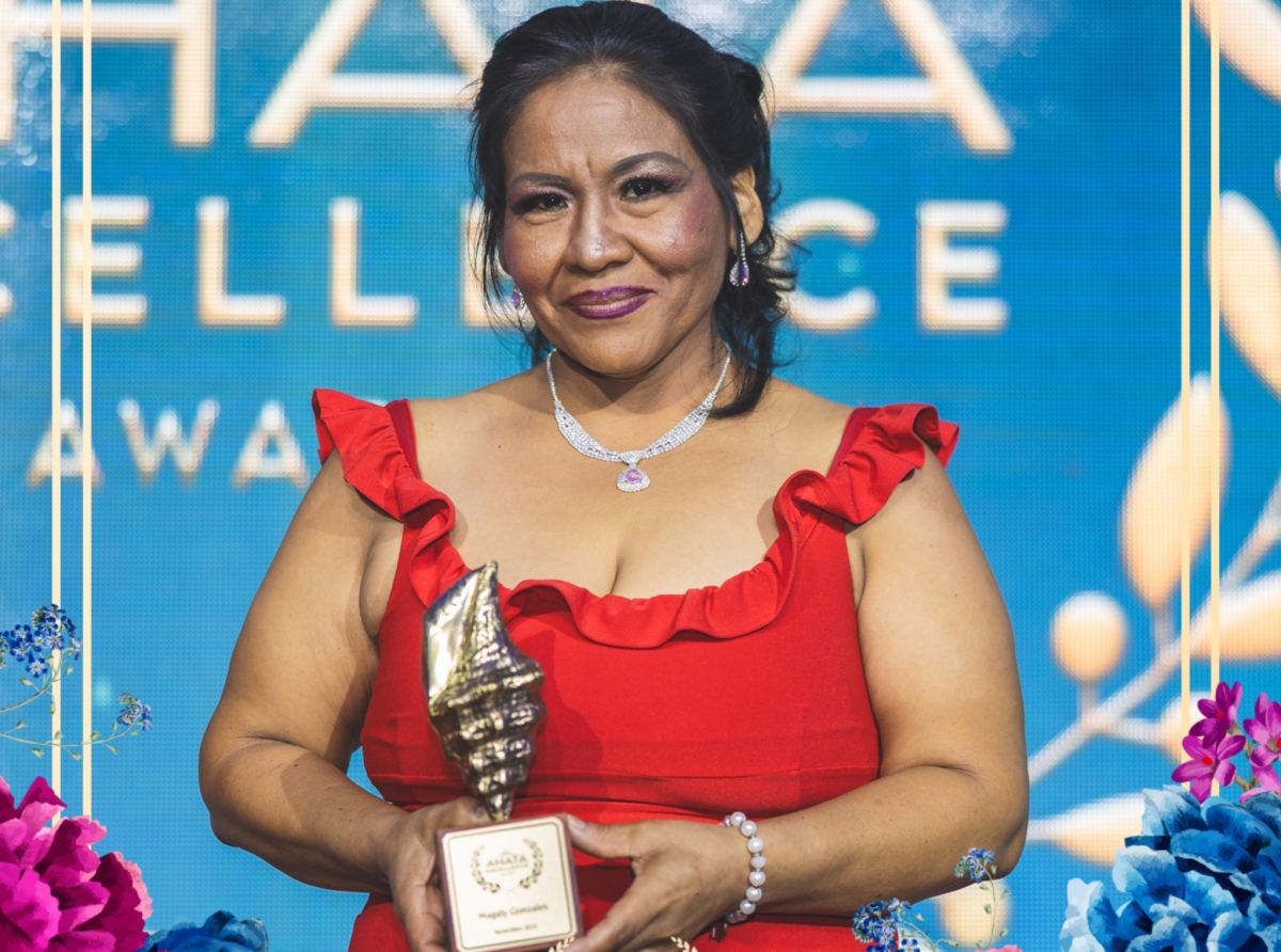 Magaly Gonzales tambe honra cu AHATA Excellence Award