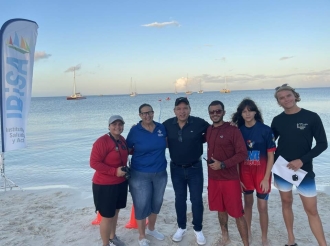 Ministro Endy Croes a asisti na Aquathlon Escolar 2023
