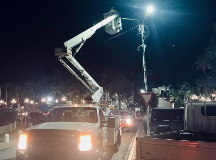 Polis tin camara instala riba ruta di carnaval