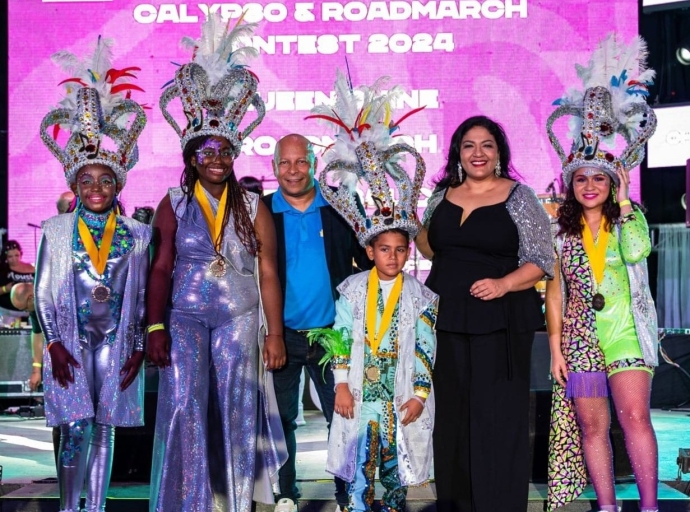 Minister Maduro ta felicita ganadonan di Calypso y Roadmarch infantil y hubenil 2024 