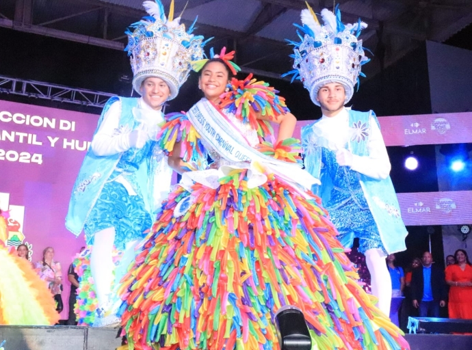 Jaylienne Tromp di Noord y Infinity Group a bira Aruba su Reina Hubenil pa Carnaval