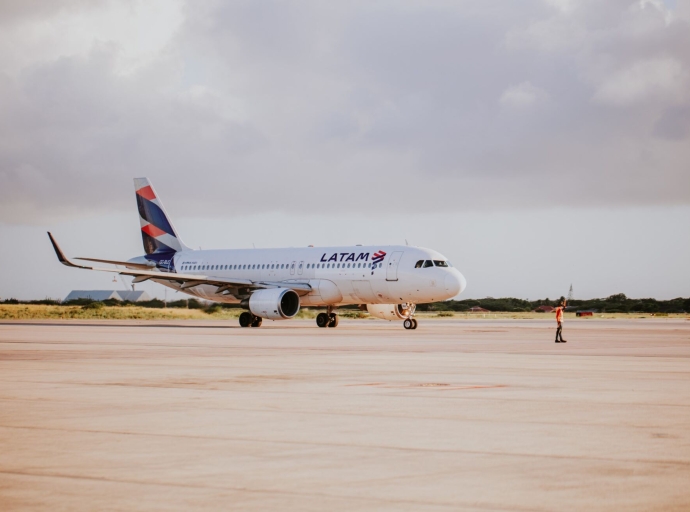 LATAM Airlines ta expande cantidad di vuelo directo for di Lima pa Aruba